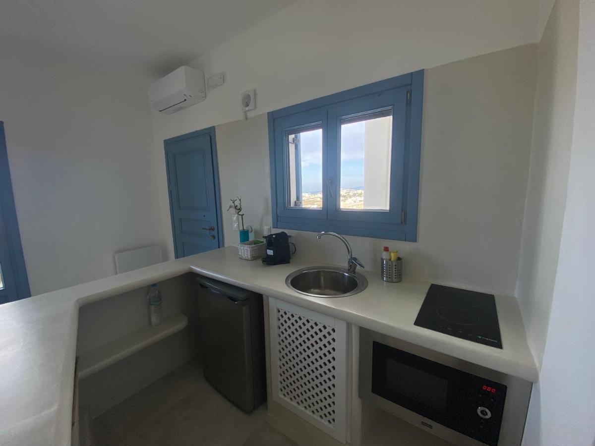 Ena Suites Santorini Pyrgos Kallistis Exterior foto