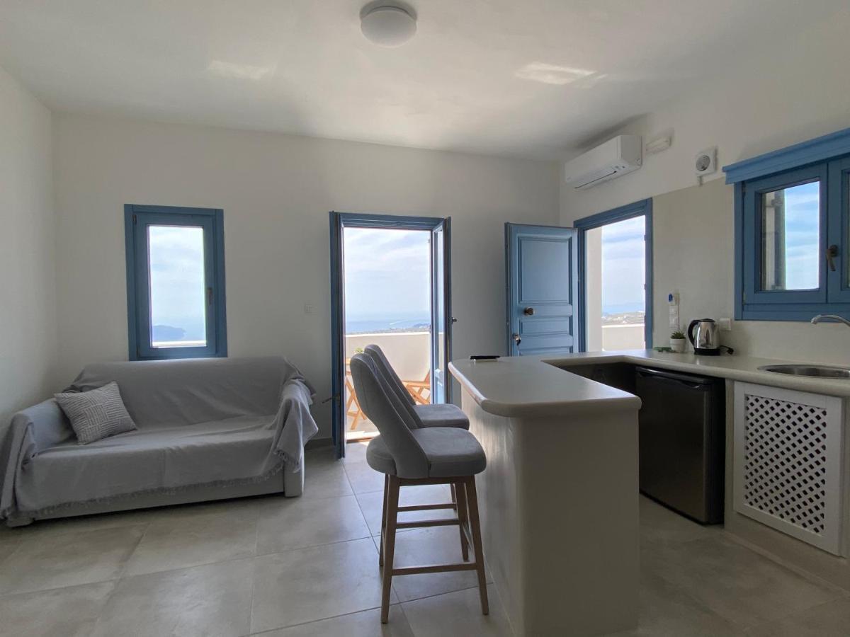Ena Suites Santorini Pyrgos Kallistis Exterior foto